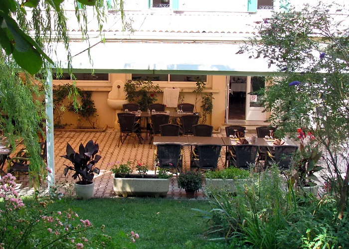Hôtel Restaurant Le Lachens
