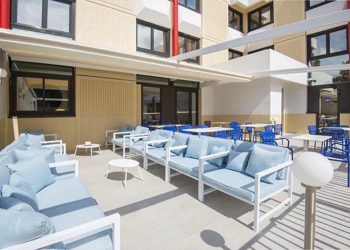 Ibis Styles Nice Cap 3000 Aeroport